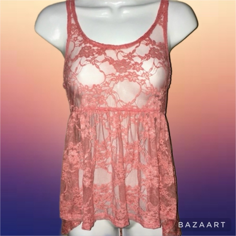 ☔️ WET SEAL Sheer Floral Lace High Low Tank Top